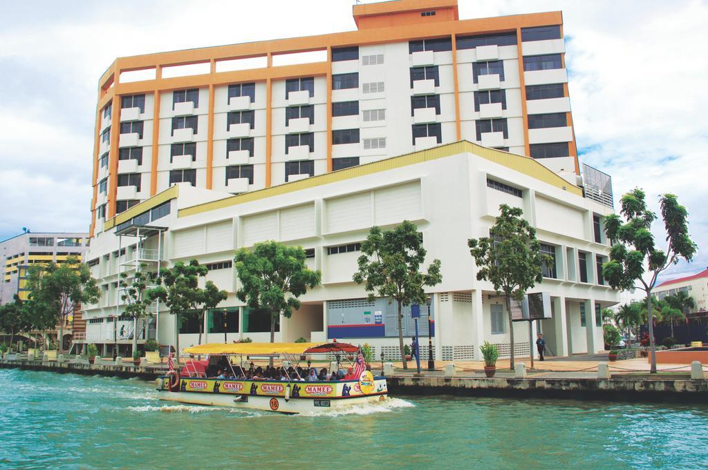 ملقا Wana Riverside Hotel المظهر الخارجي الصورة